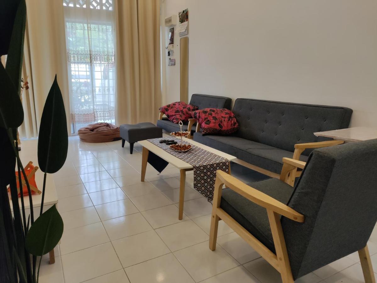 Ubaid Homestay سِريمبان المظهر الخارجي الصورة